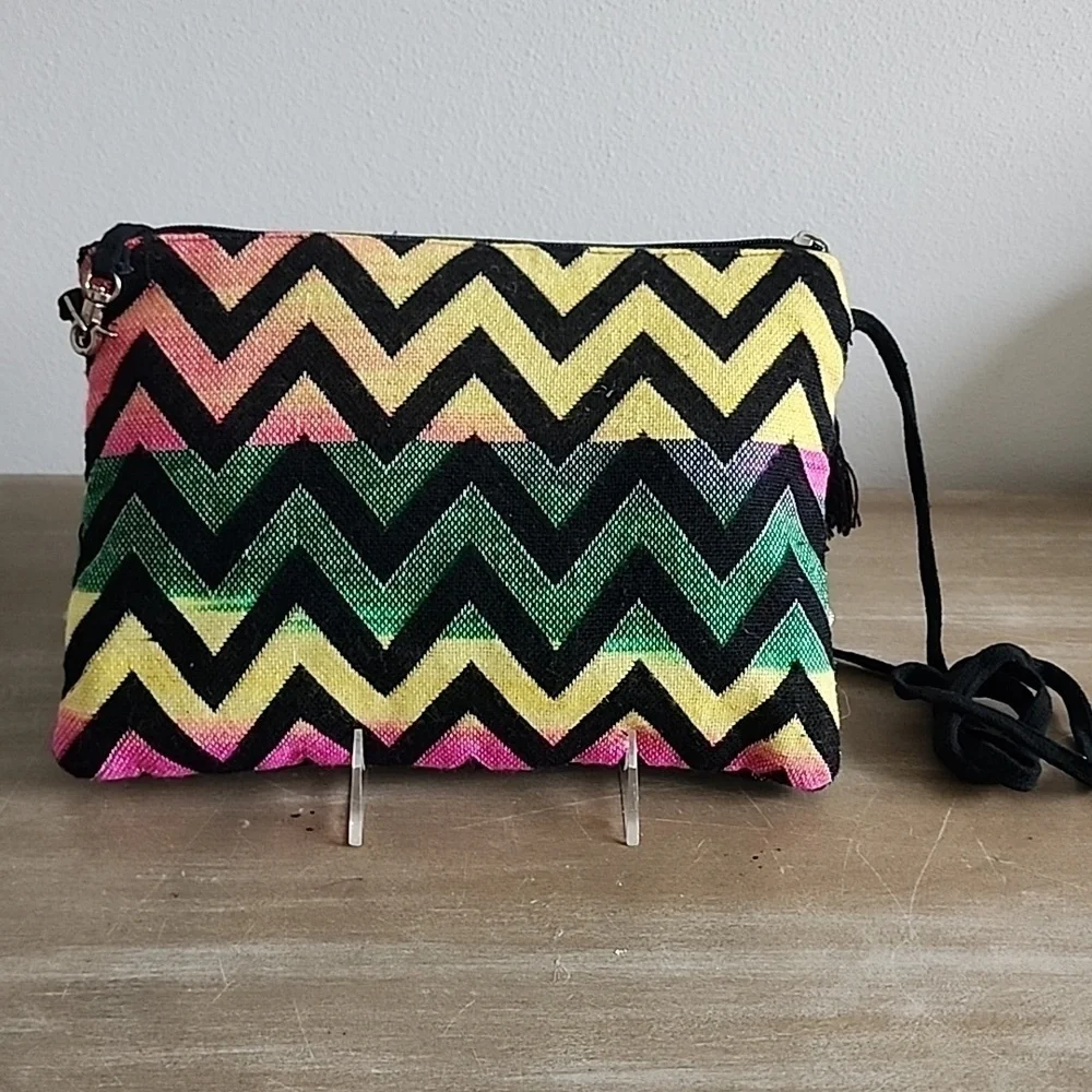 Bohemian Colorful Zigzag Embroidered Crossbody Clutch with Tassel
